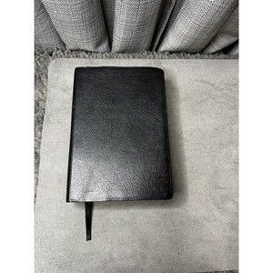 NIV Giant Print Compact Bible Black Bonded Leather Gold Pages